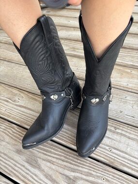Grunge Black leather Baddie cowboy western boots silver heart & chain - Size 8W